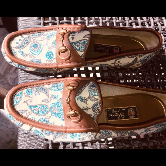 Gucci Canvas Paisley Loafer Size 9